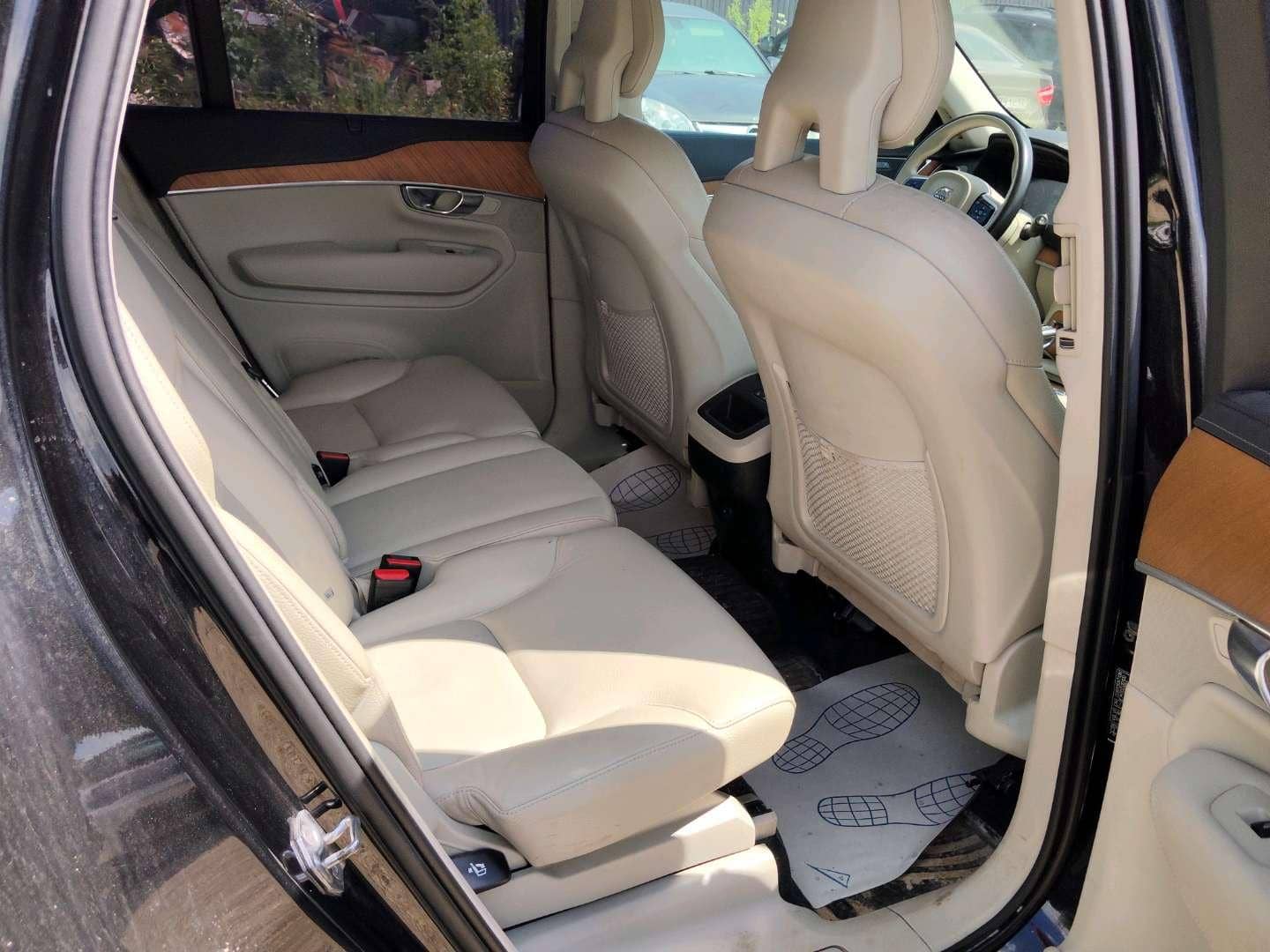 Volvo XC90,  137 354 км, 2021 года в лизинг