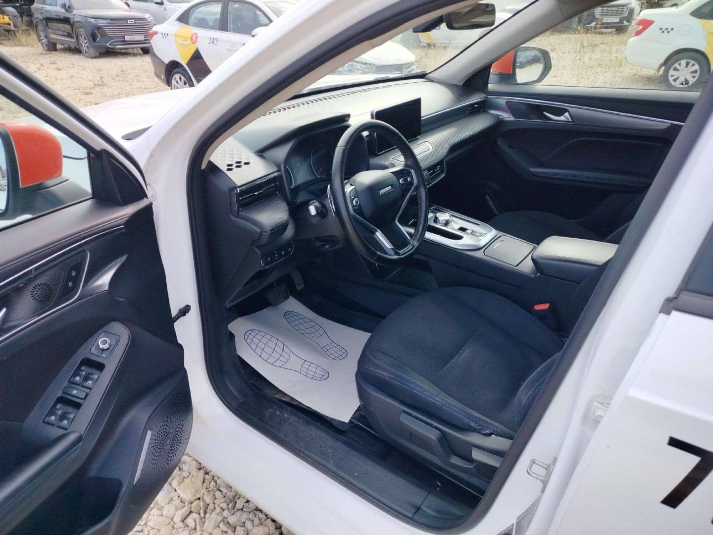 Haval Jolion,  203 679 км, 2023 года в лизинг