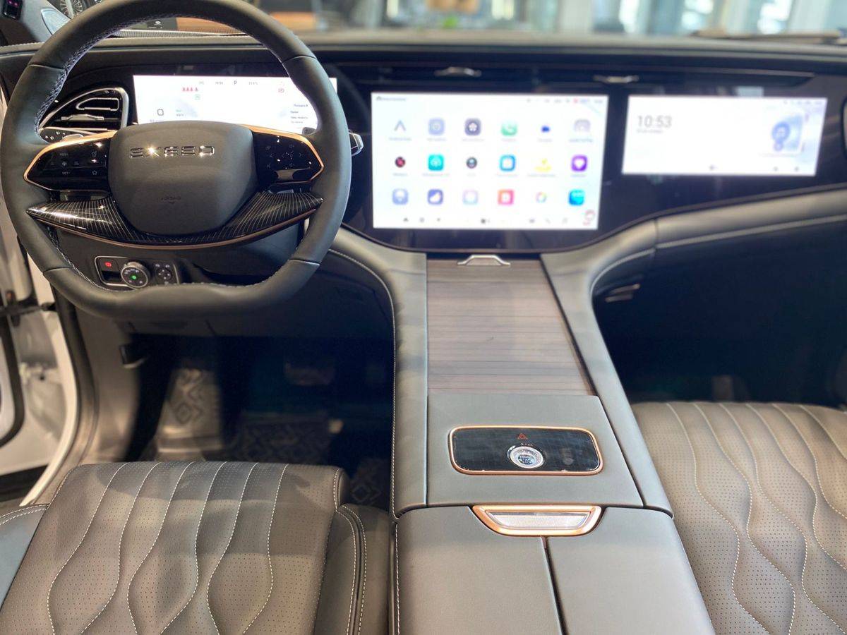 EXEED VX President 7 мест 2.0T 8AT 4WD