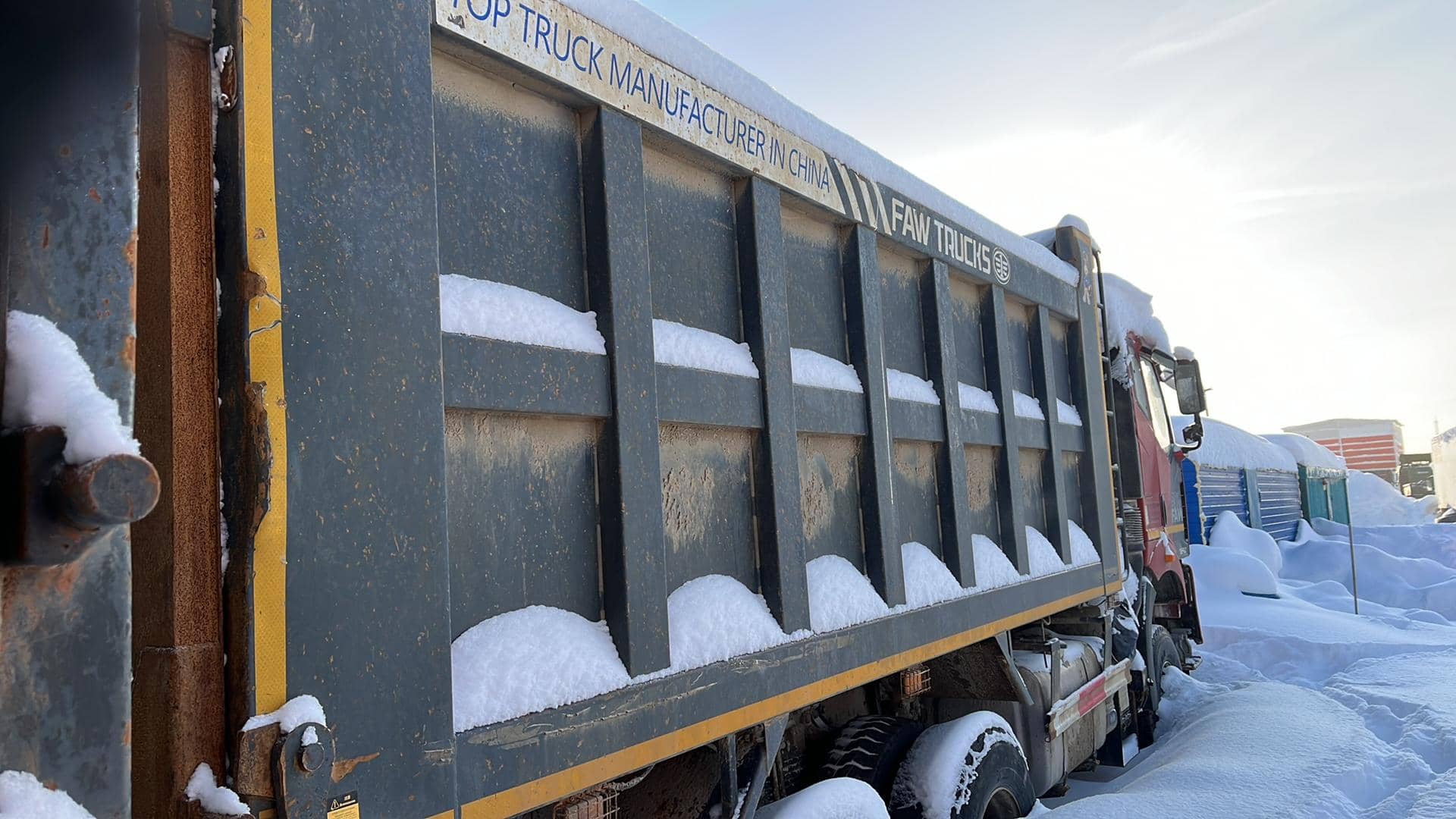 FAW CA3250P66K24L1TE5 6x6,  80 000 км, 2022 года