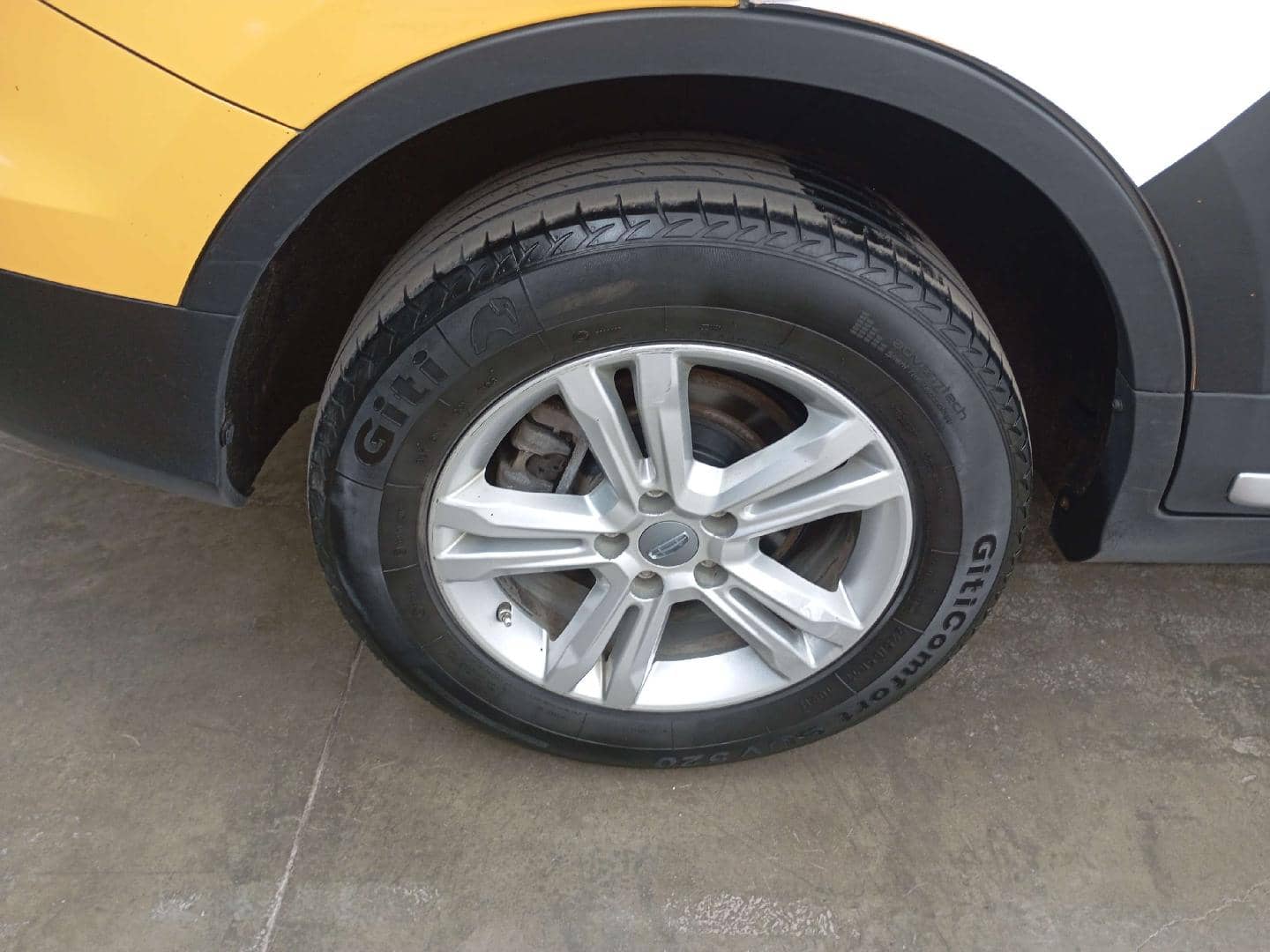 Geely Atlas Pro,  210 260 км, 2023 года в лизинг