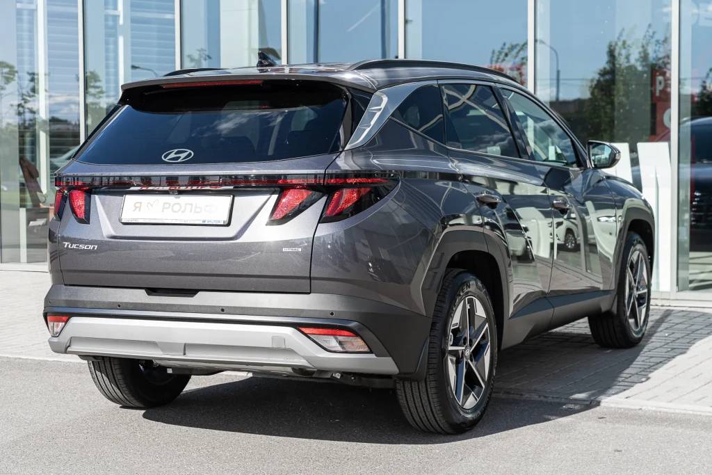 Hyundai Tucson Travel 2.0 6AT 4WD