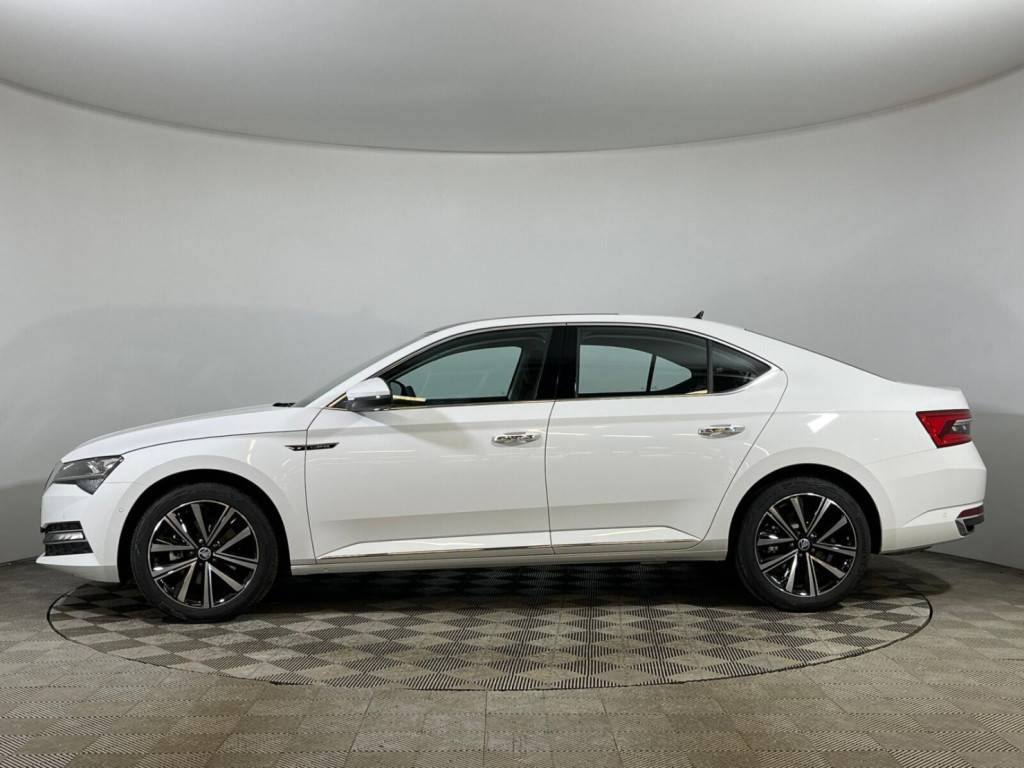 Skoda Superb Exclusive 1.4 TSI DSG-7