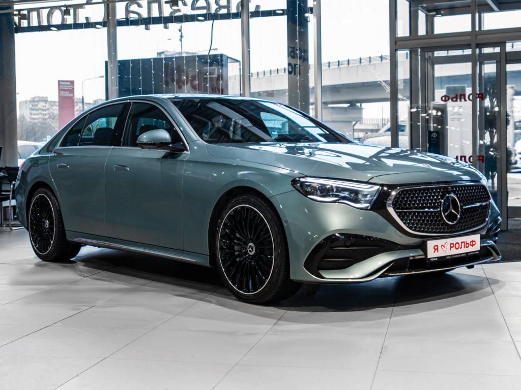 Mercedes-Benz E седан 300 4MATIC AMG Line