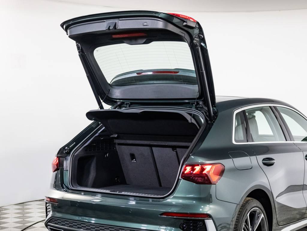 Audi A3 Sedan Sport 35 TFSI tiptronic