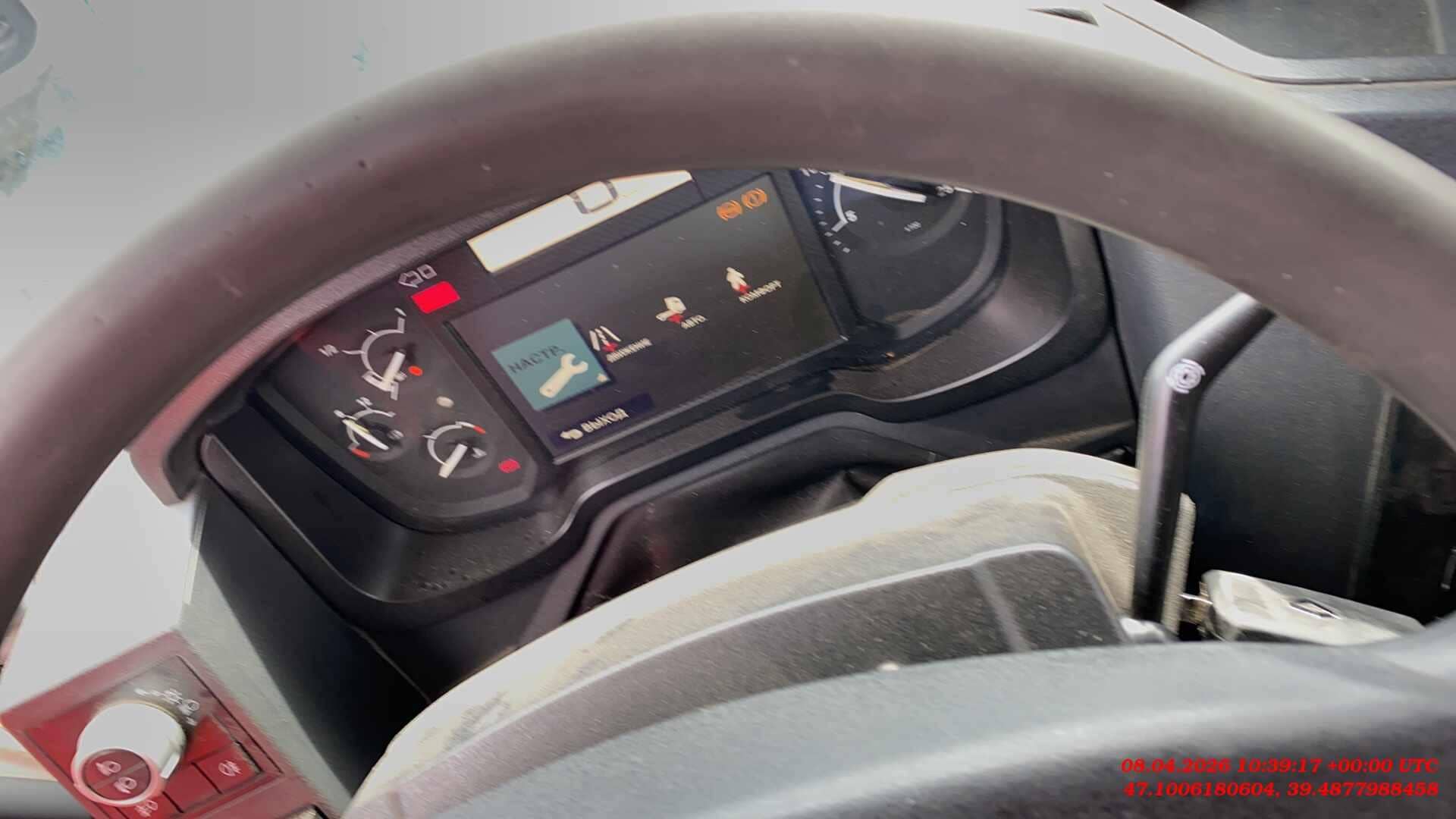 Renault К 440 8X4 (Day cab),  631 231 км, 2018 года в лизинг