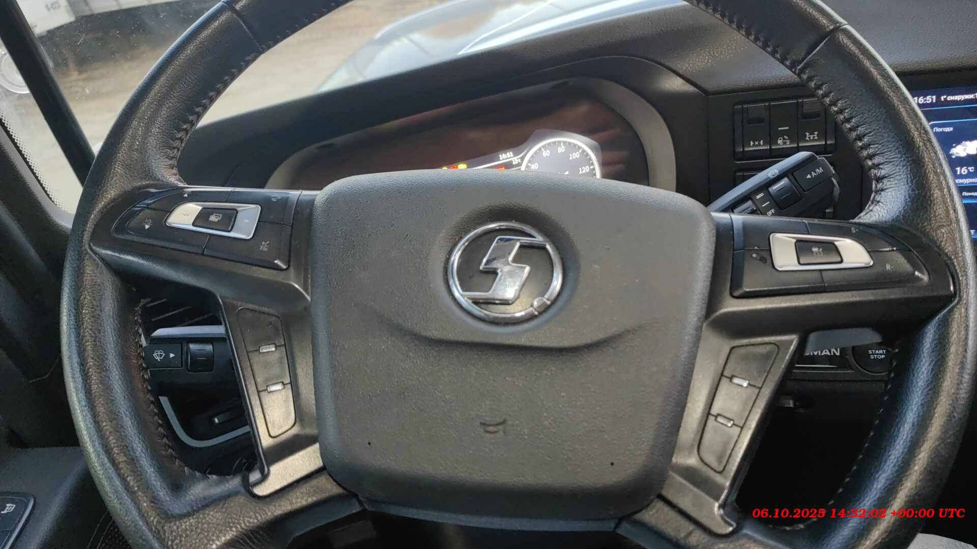 Shacman SX4188YY381,  347 004 км, 2023 года в лизинг