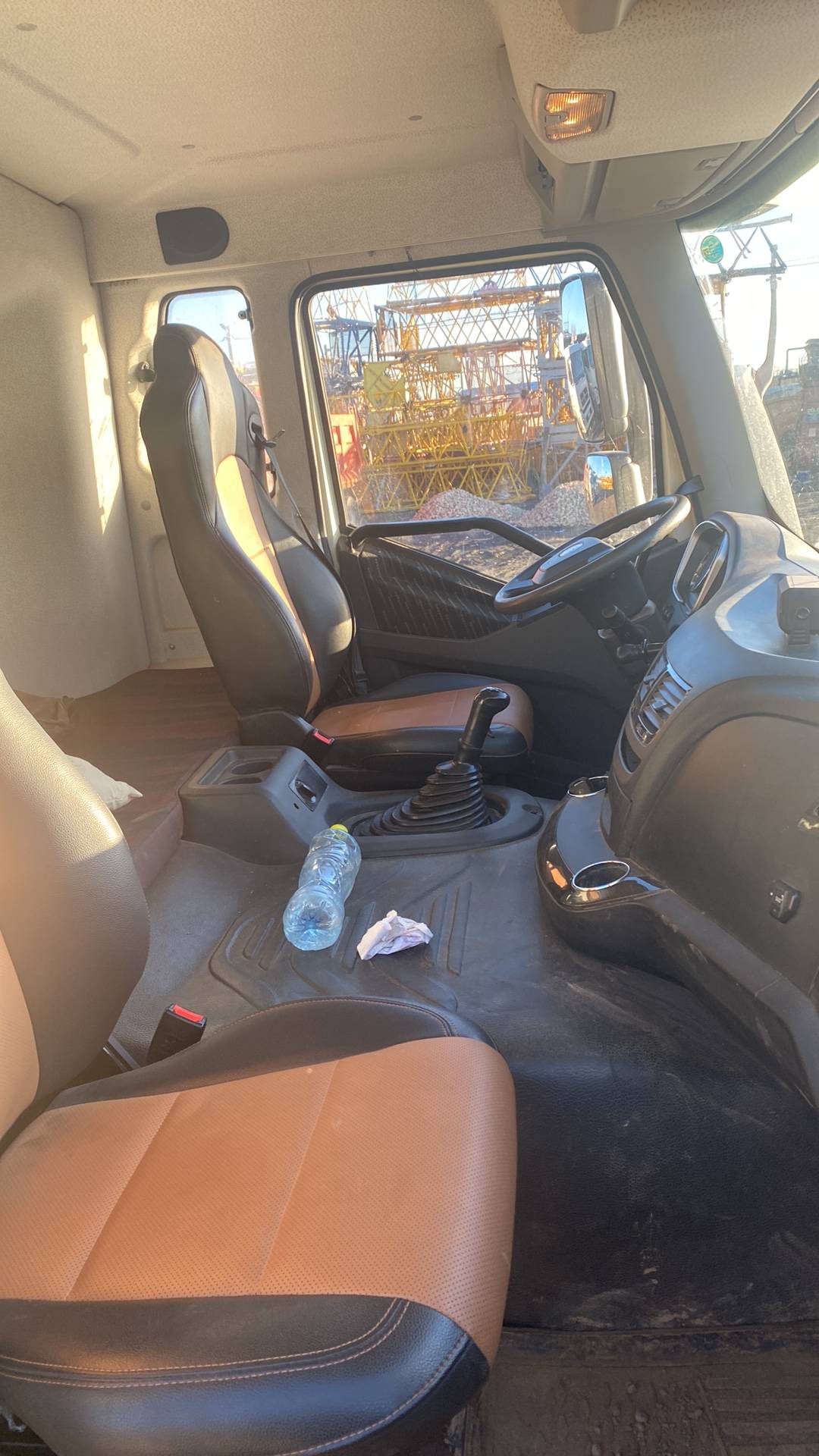 FAW CA3250P66K24L1TE5 6x6,  24 004 км, 2022 года в лизинг