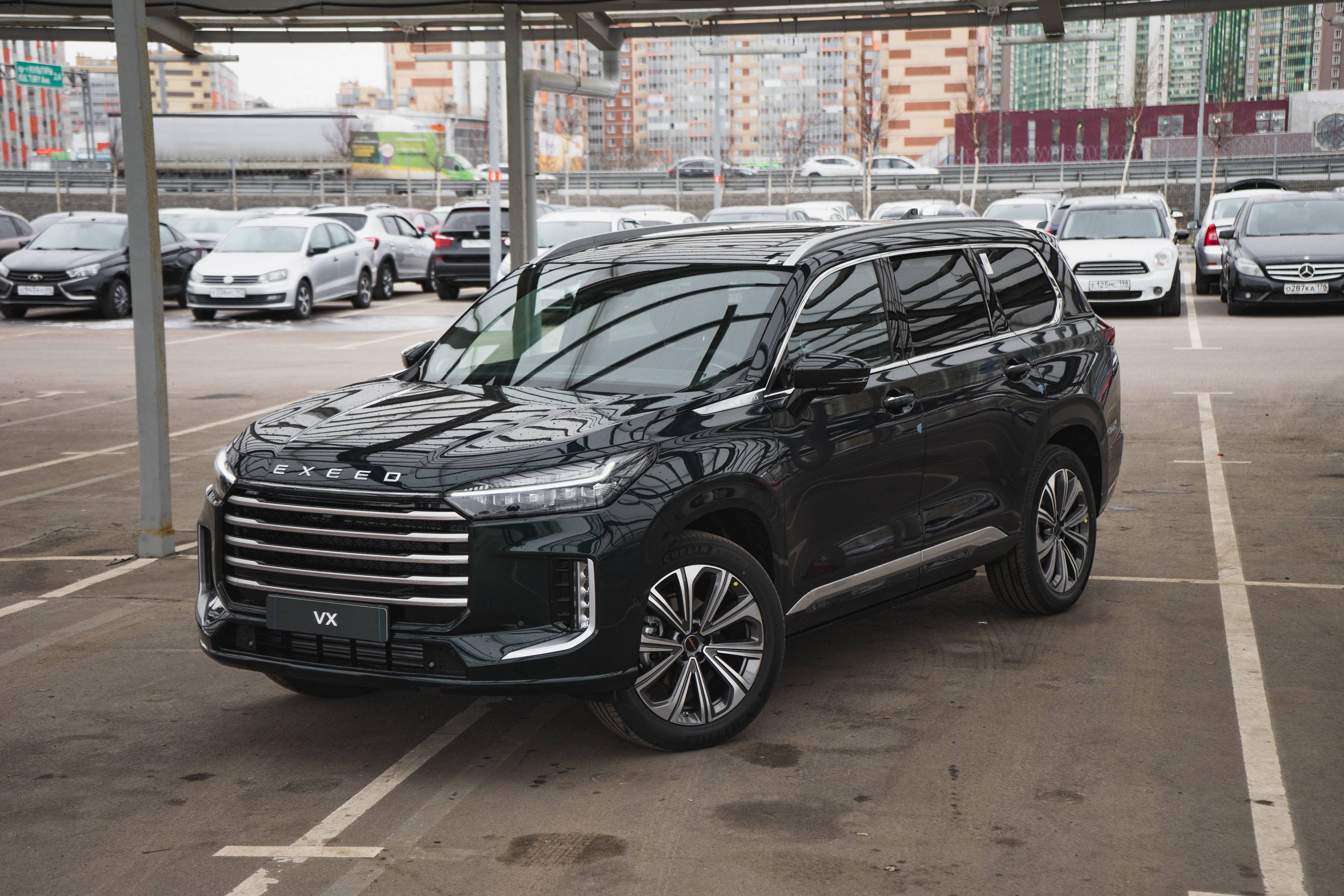 EXEED VX President 7 мест 2.0T 8AT 4WD
