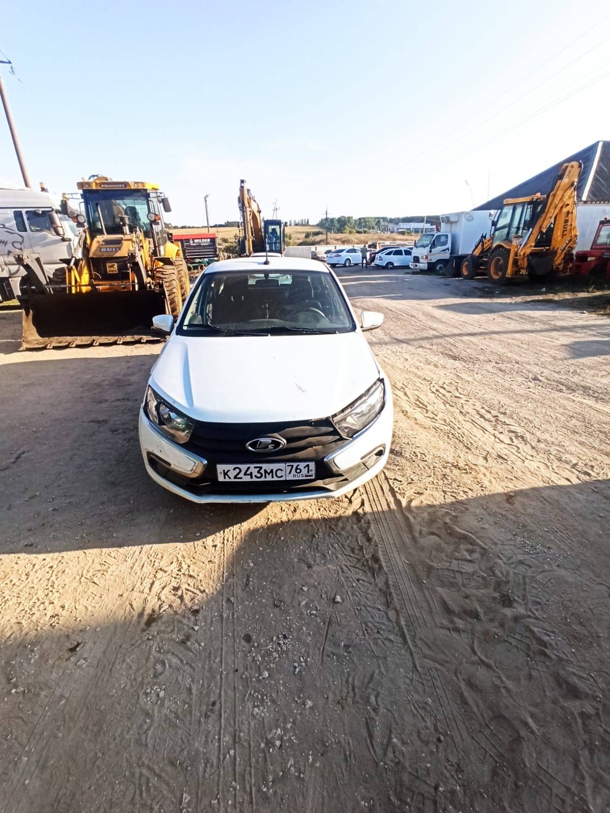 Lada Granta седан,  120 000 км, 2022 года