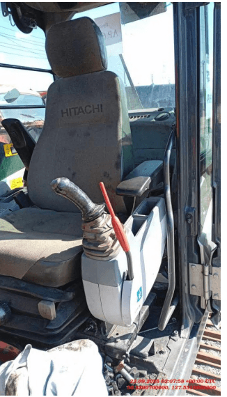 HITACHI ZX380LC-5G,  1 км, 2022 года в лизинг