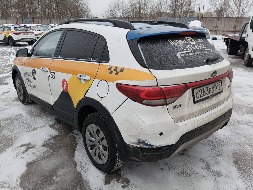 KIA Rio X-Line,  256 300 км, 2019 года в лизинг