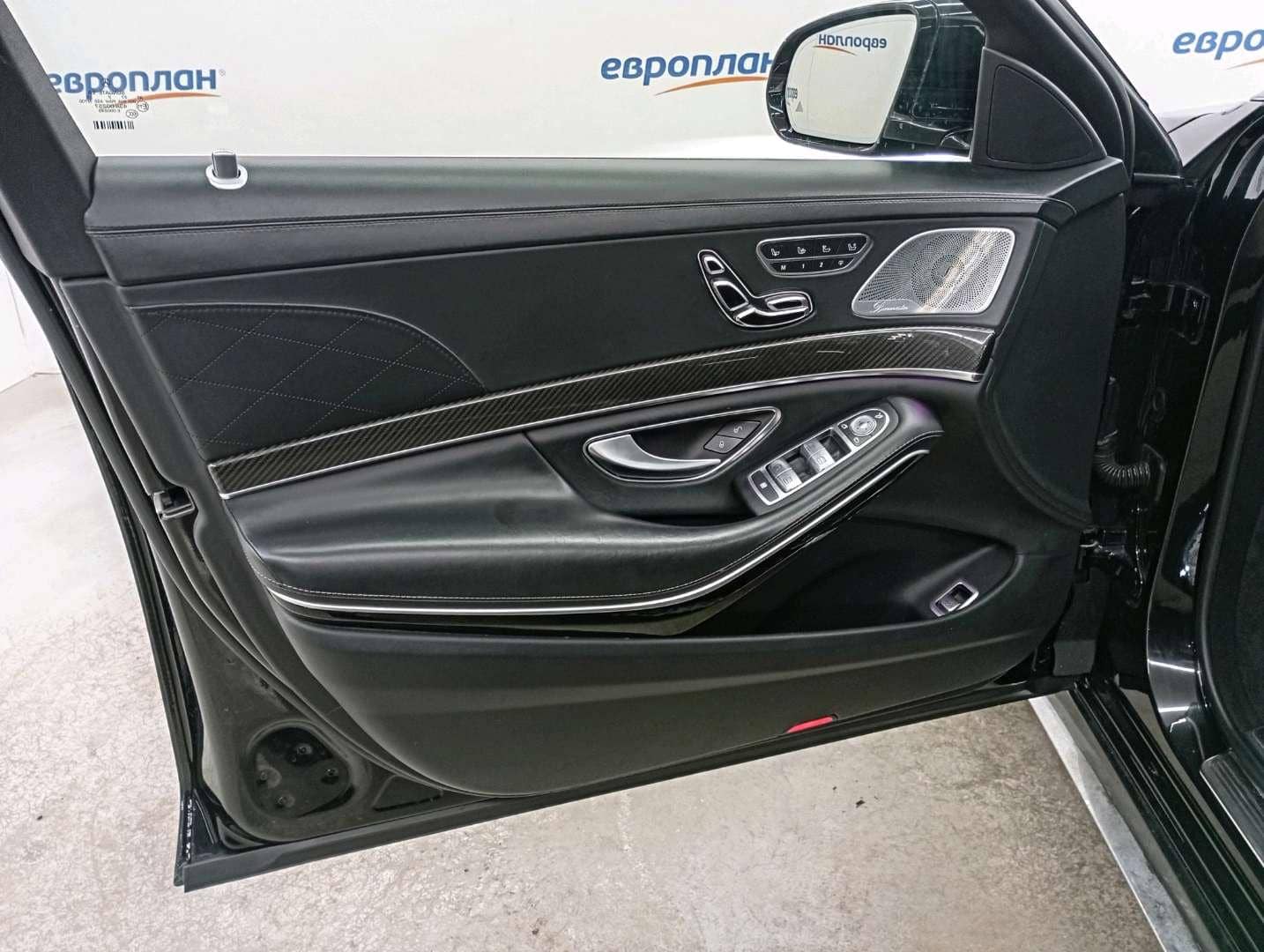Mercedes-Benz S седан,  162 198 км, 2018 года в лизинг