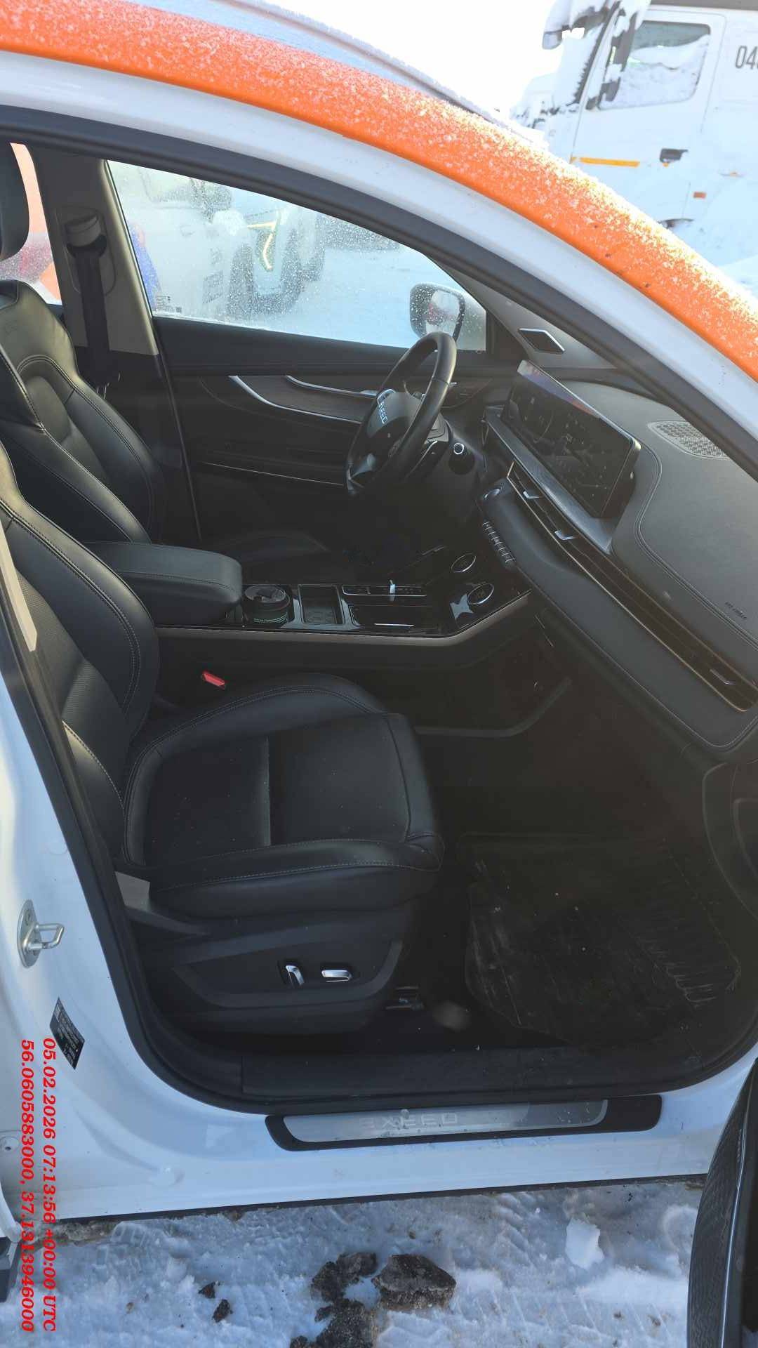 EXEED LX,  164 600 км, 2023 года в лизинг