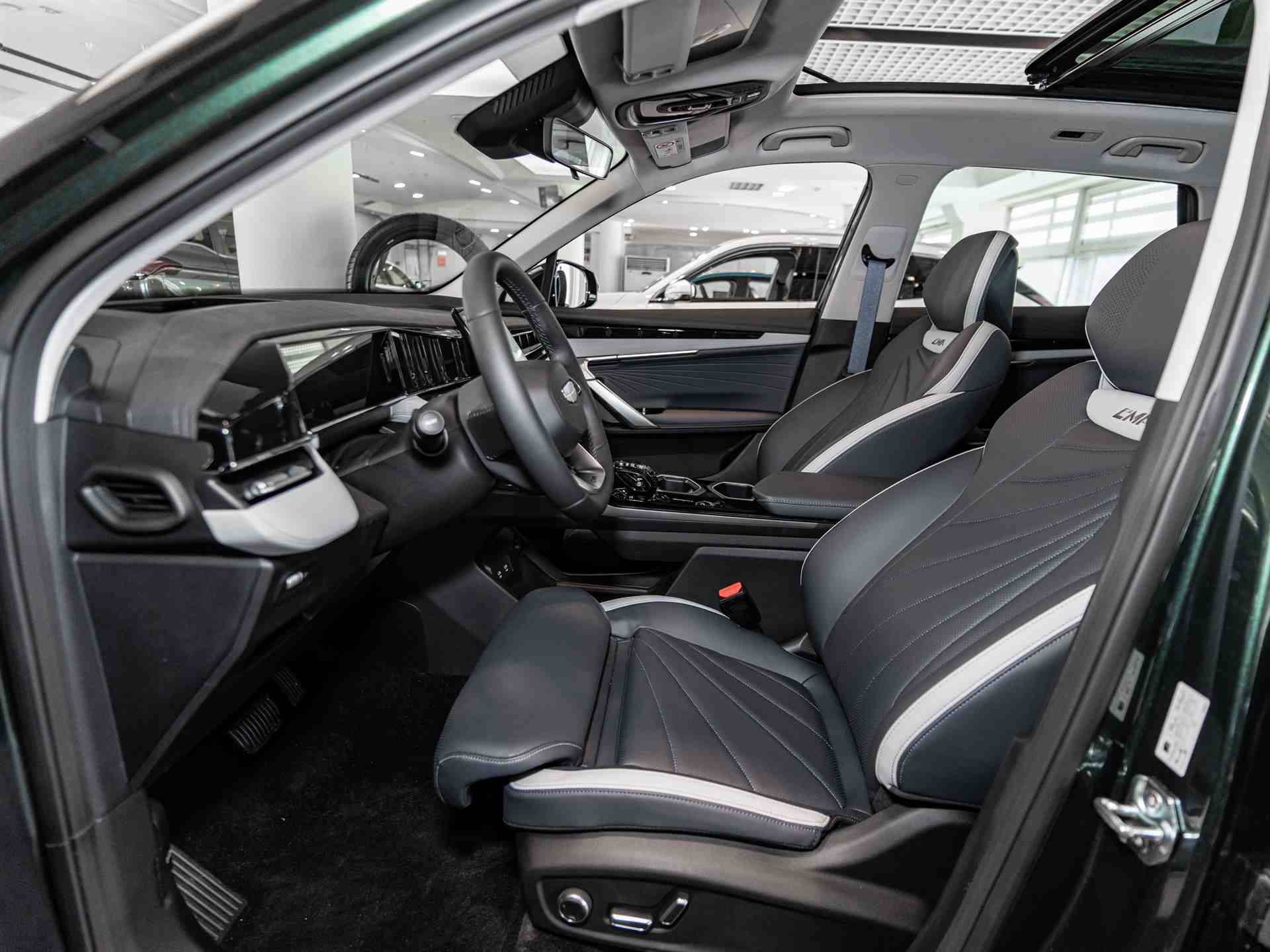 Geely Atlas Flagship 2.0T 7DCT 2WD