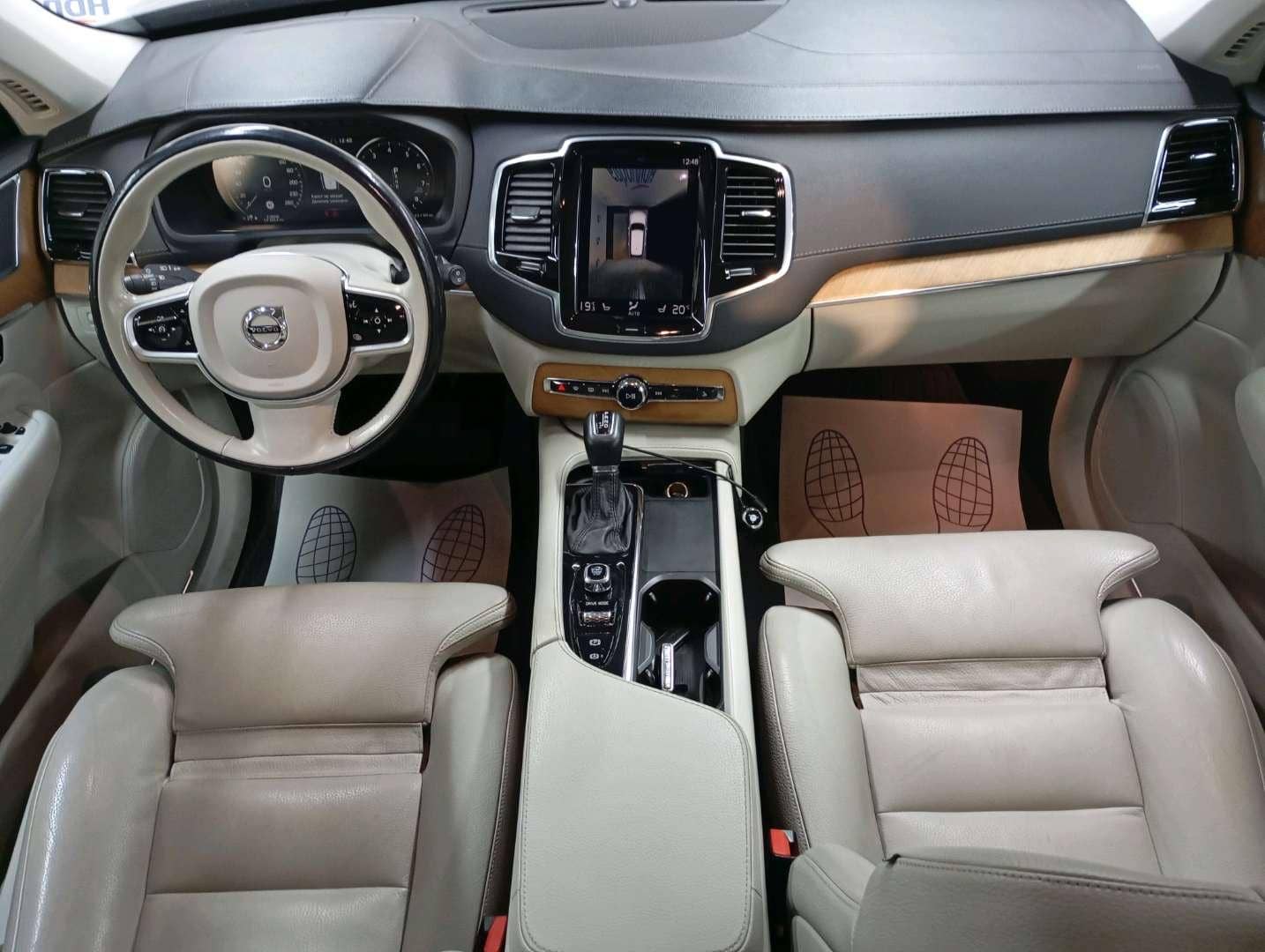 Volvo XC90,  218 999 км, 2021 года в лизинг