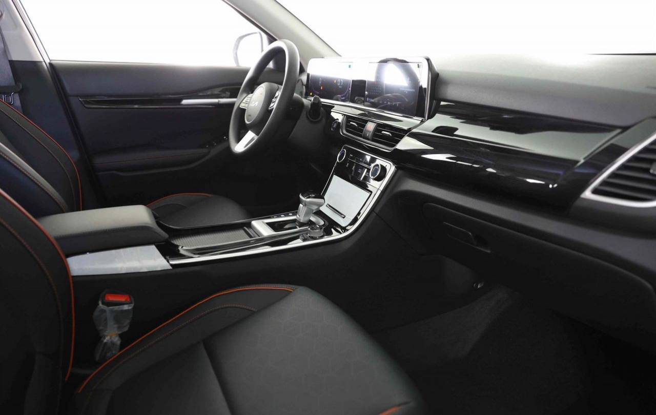 KIA Seltos Deluxe Edition 1.5 CVT