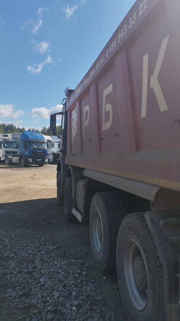 Mercedes-Benz Arocs 4145 K ,  382 856 км, 2021 года в лизинг