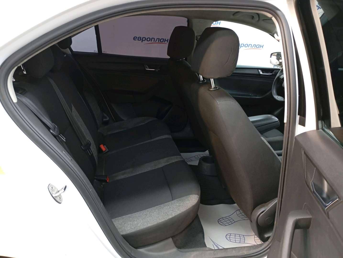 Skoda Rapid,  321 163 км, 2021 года в лизинг