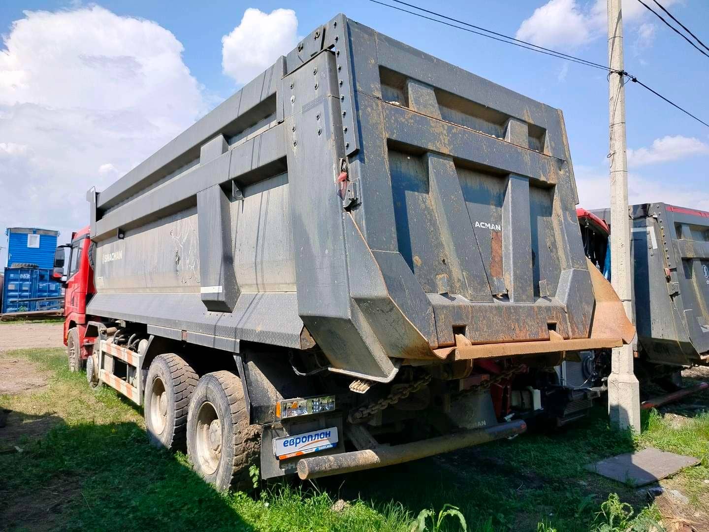 Shacman SX331863366 (скальный кузов),  104 523 км, 2023 года в лизинг