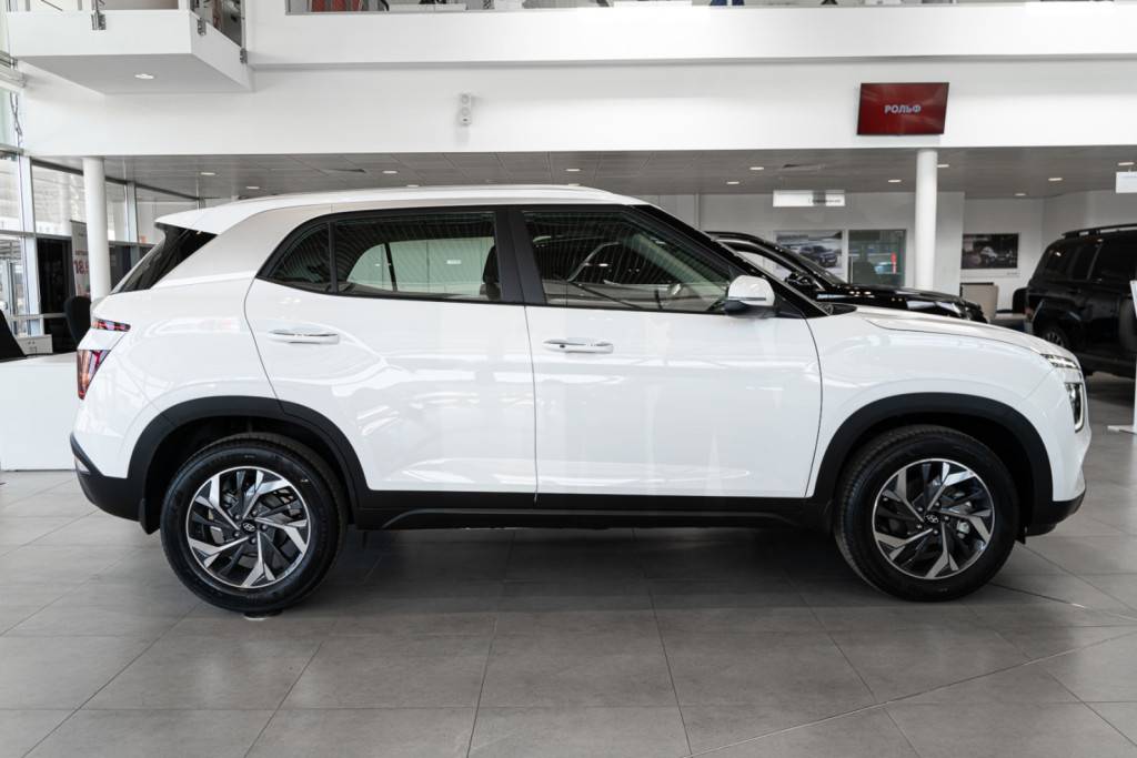 Solaris HC Lifestyle 1.6 6AT 2WD