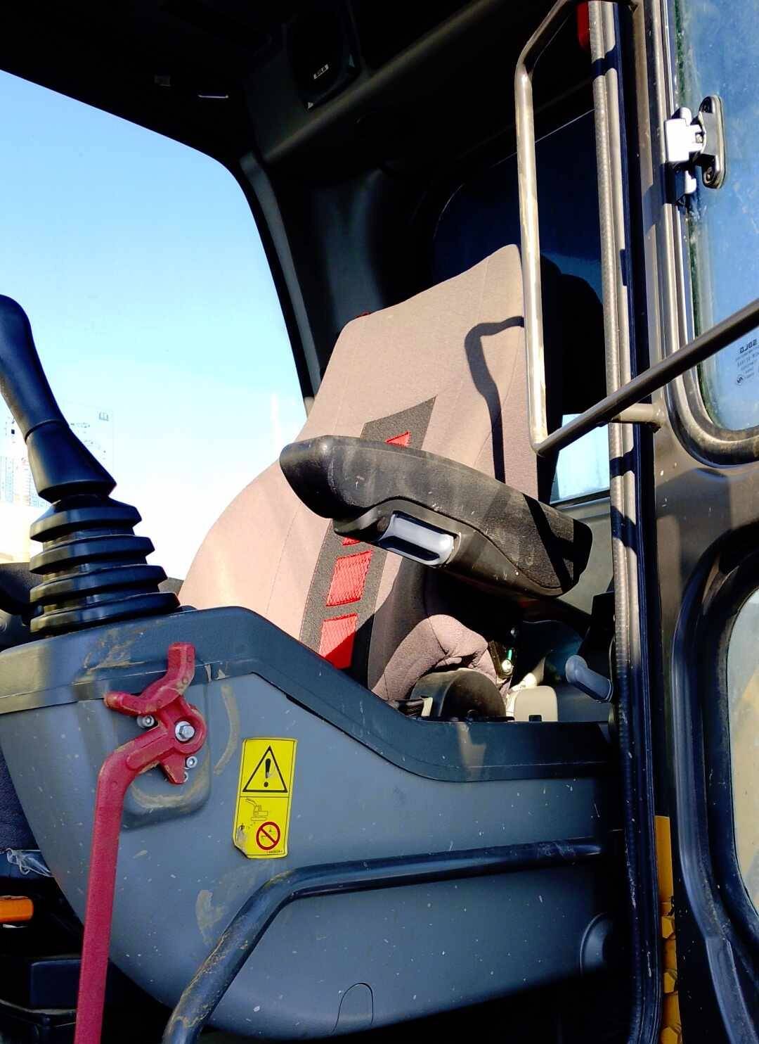 SDLG/LGCE E6210F, 2023 года в лизинг