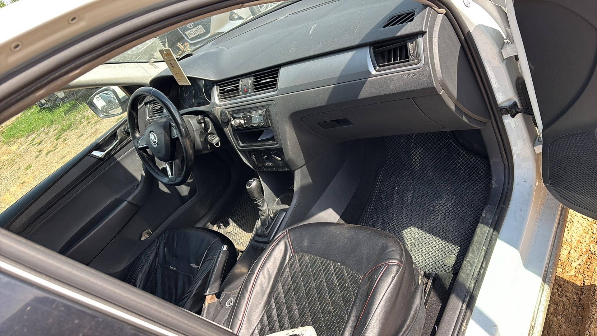 Skoda Rapid,  274 100 км, 2019 года