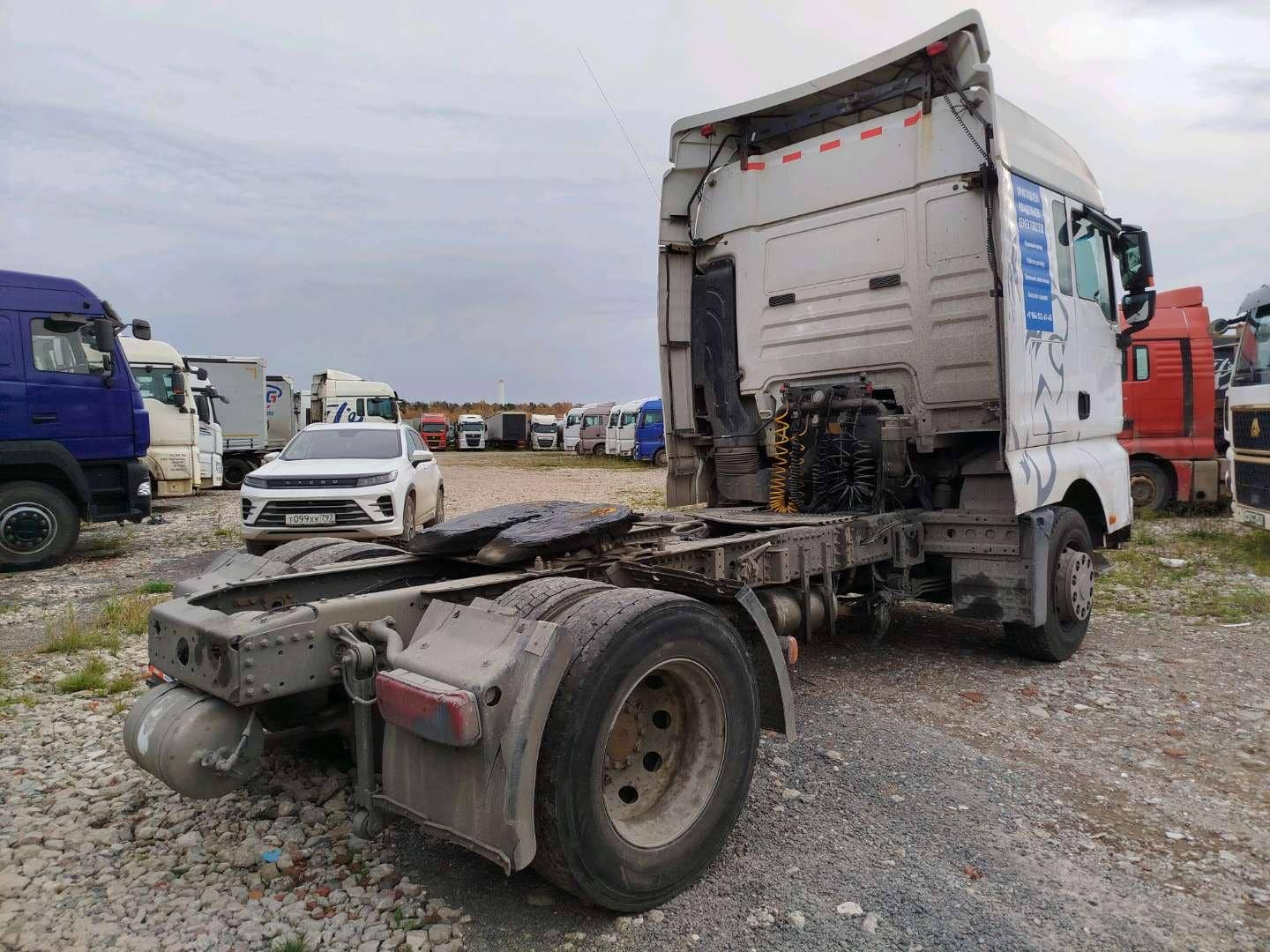 Sitrak C7H 4x2 ZZ4186V361HE,  597 367 км, 2022 года в лизинг