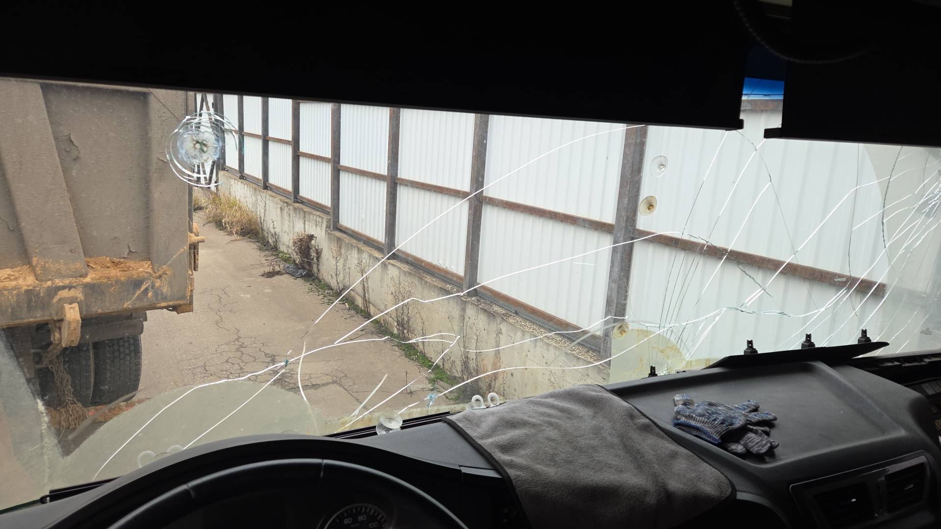 Shacman SX331863366,  343 772 км, 2022 года в лизинг