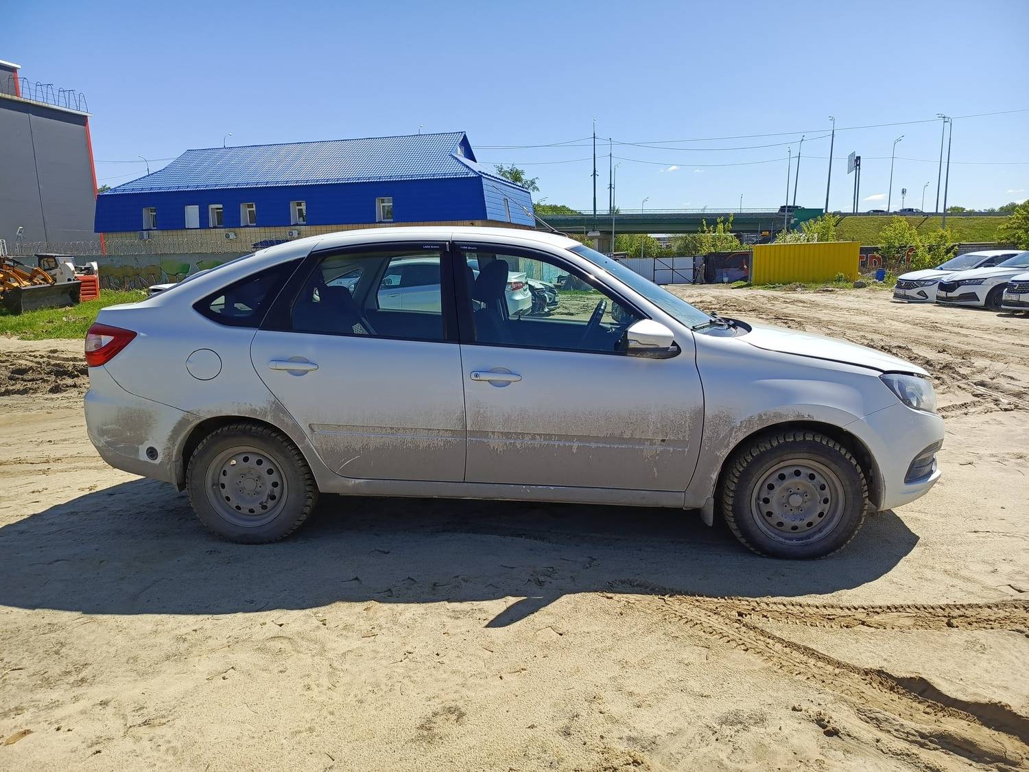 Lada Granta лифтбек,  82 575 км, 2023 года в лизинг