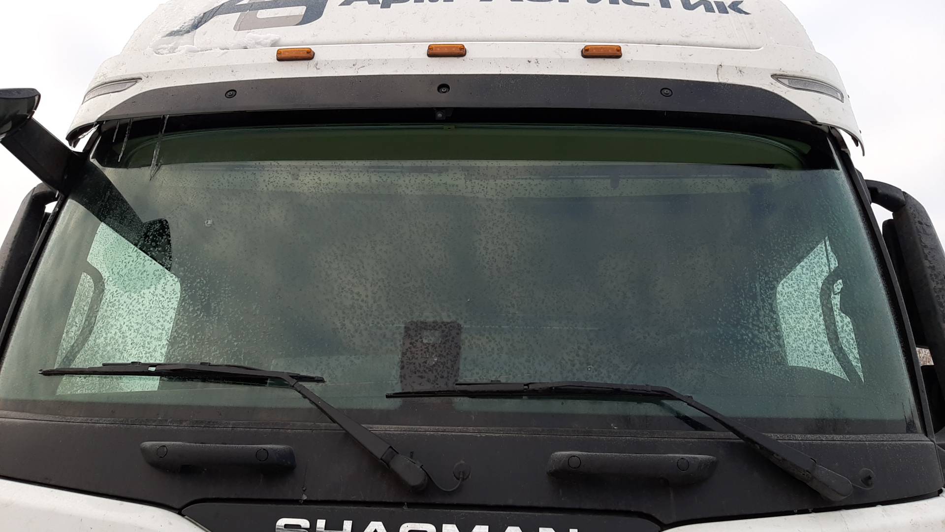 Shacman SX4188Y3381,  168 232 км, 2023 года в лизинг