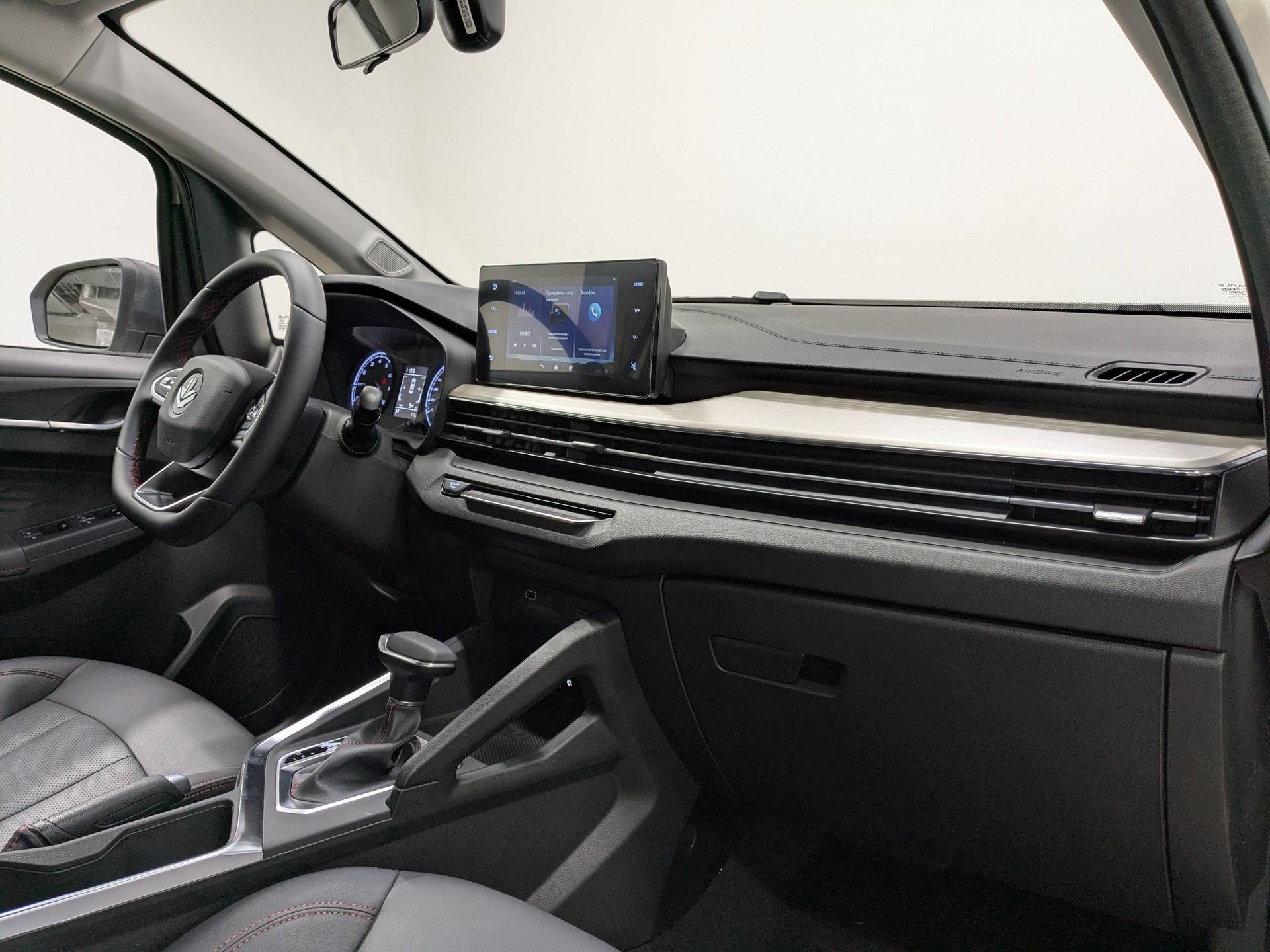 Livan X3PRO Luxury 1.5 CVT