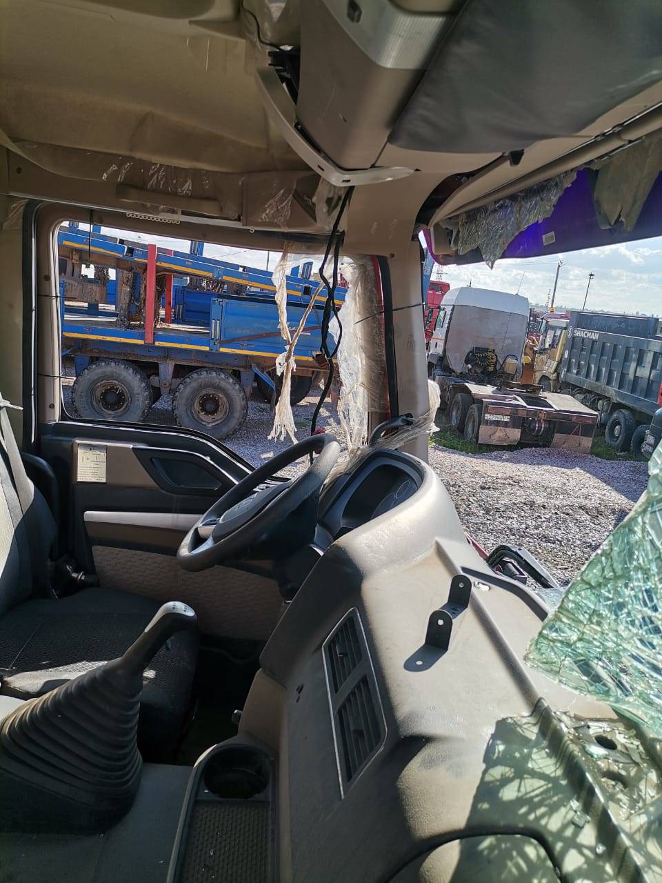 HOWO ZZ3317V386GE1 8х4,  40 520 км, 2023 года