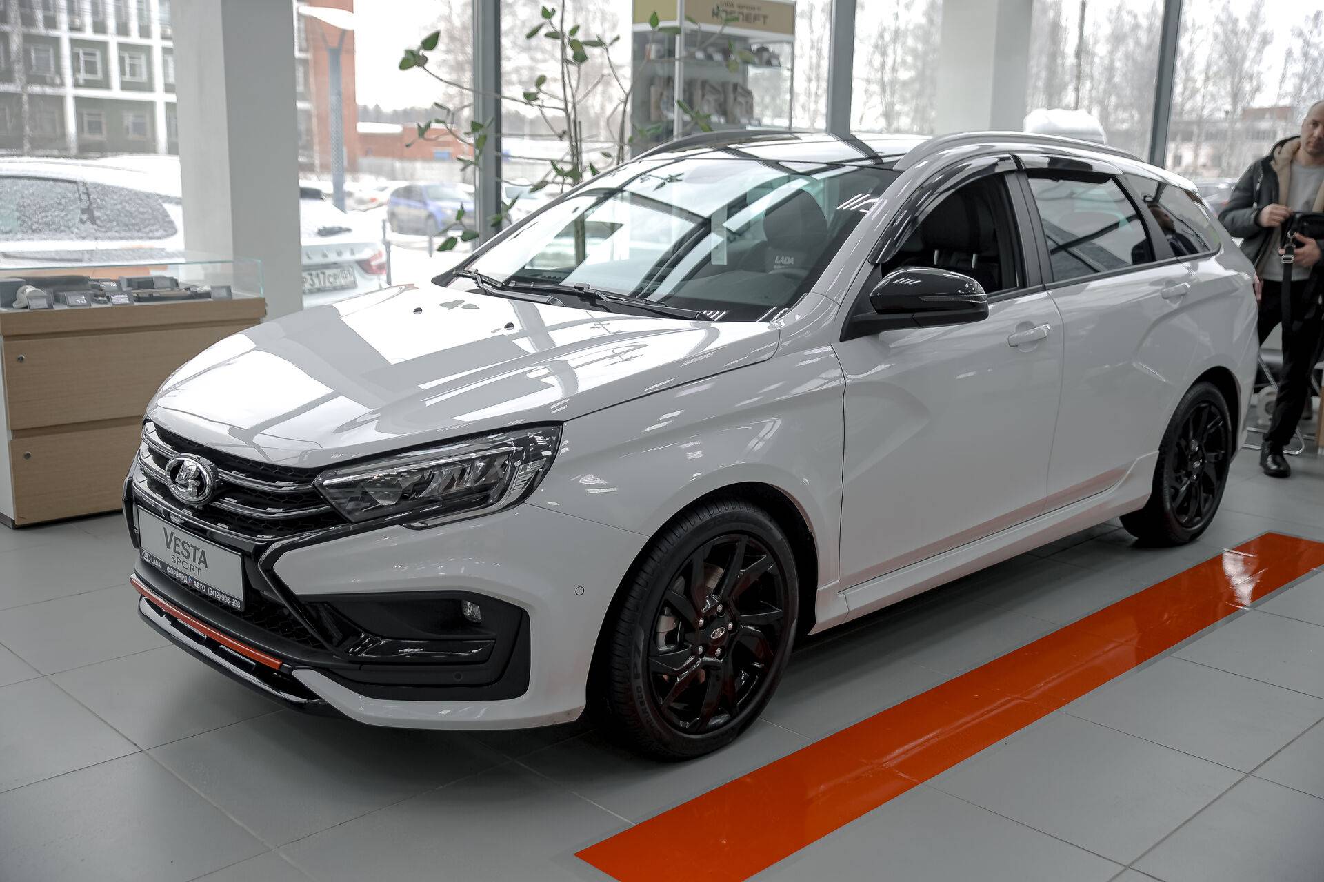Lada Vesta SW Sportline Black 1.6 118hp  5МТ