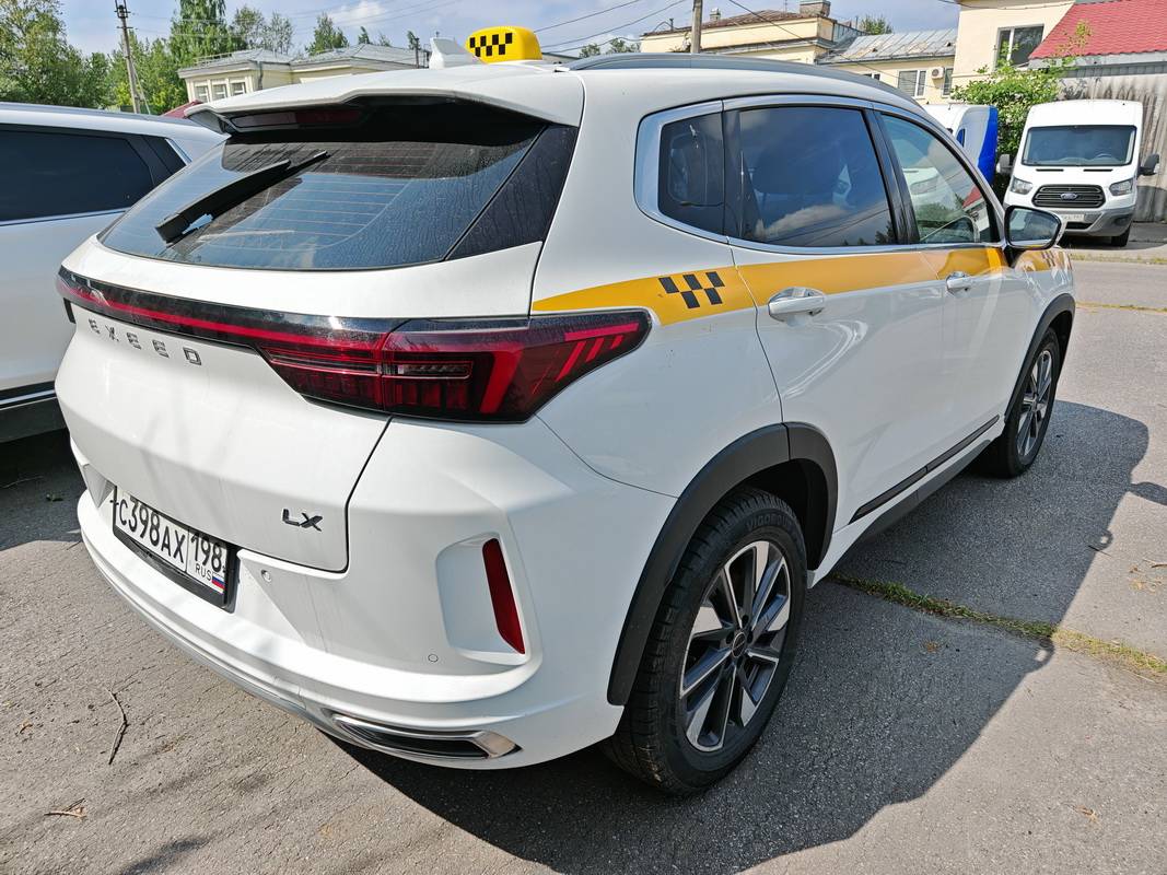 EXEED LX,  76 377 км, 2023 года в лизинг