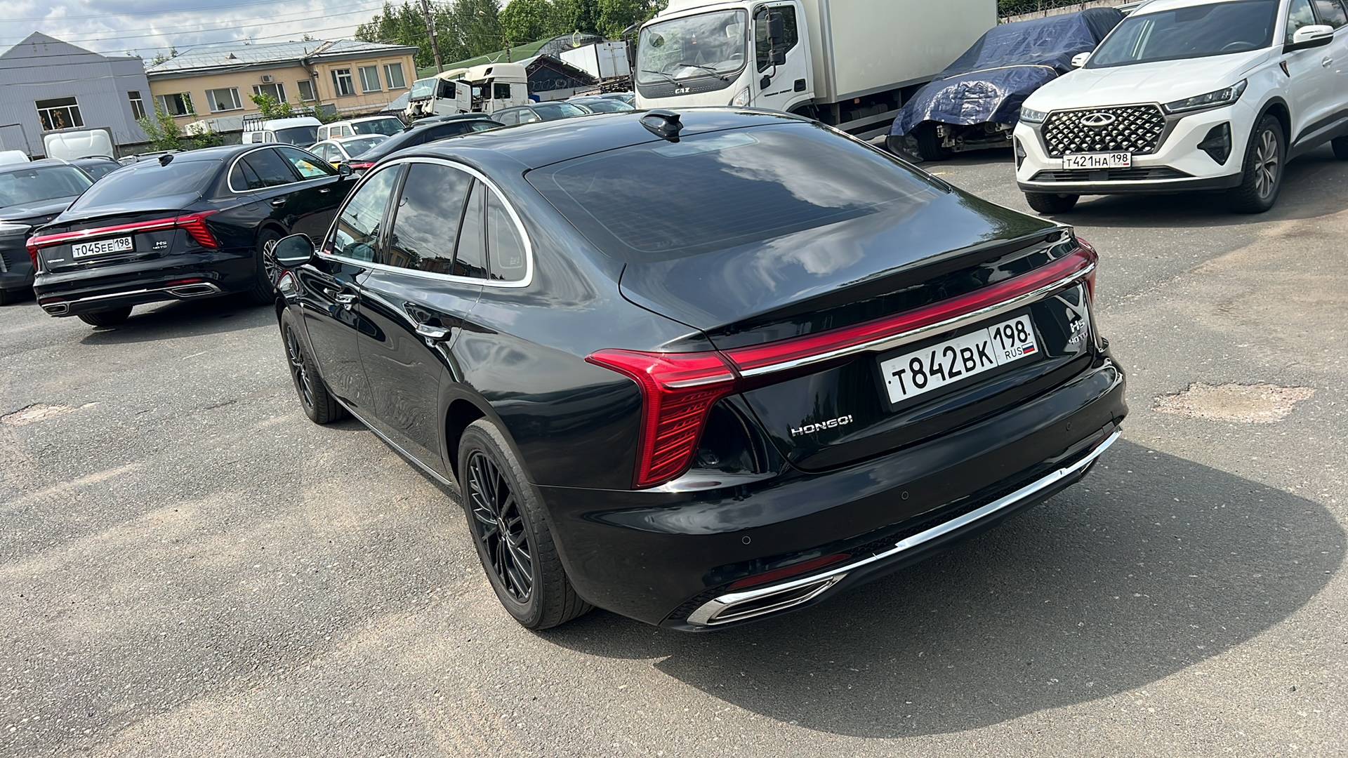 Hongqi H5,  34 097 км, 2024 года в лизинг