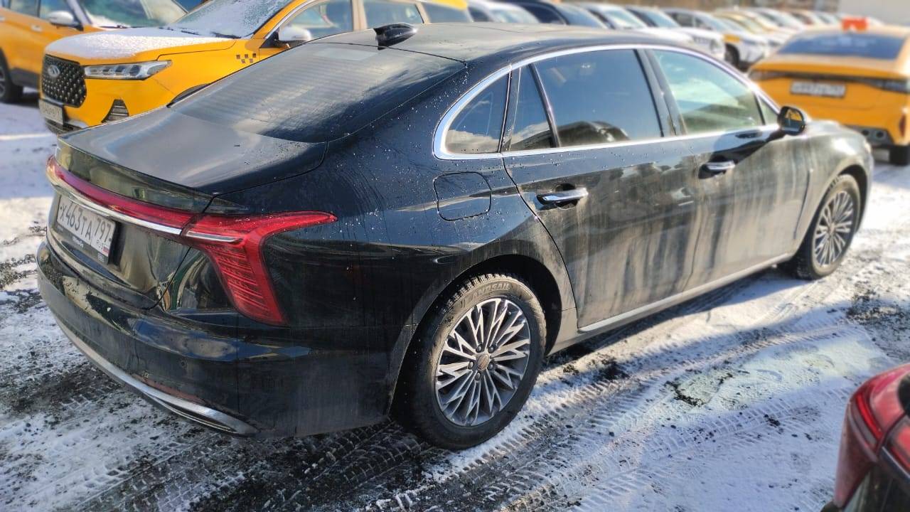 Hongqi H5,  4 539 км, 2024 года в лизинг
