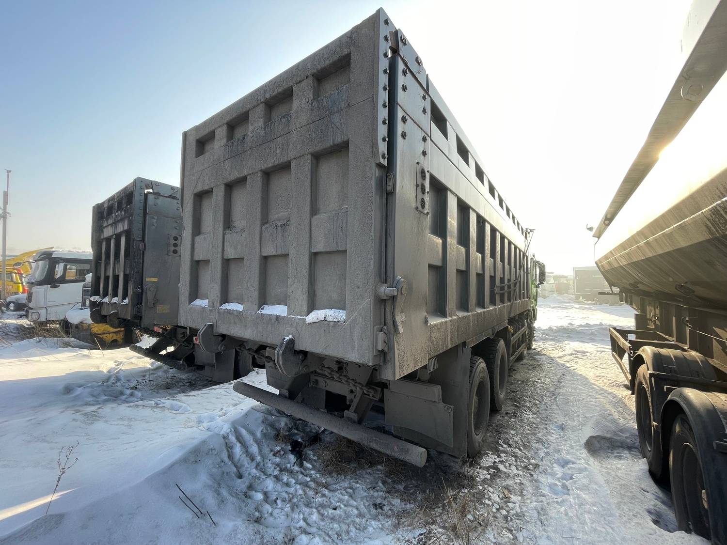 Shacman SX33186W366C Лот 000000854