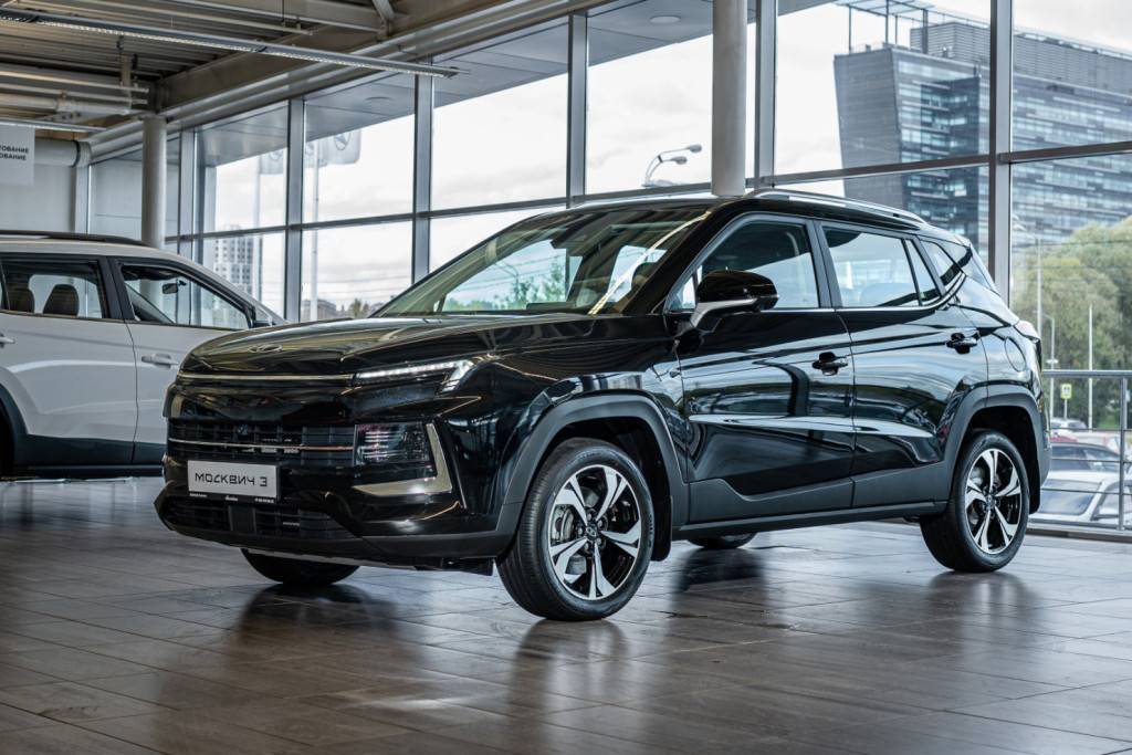 Москвич 3 Комфорт 1.5Т CVT