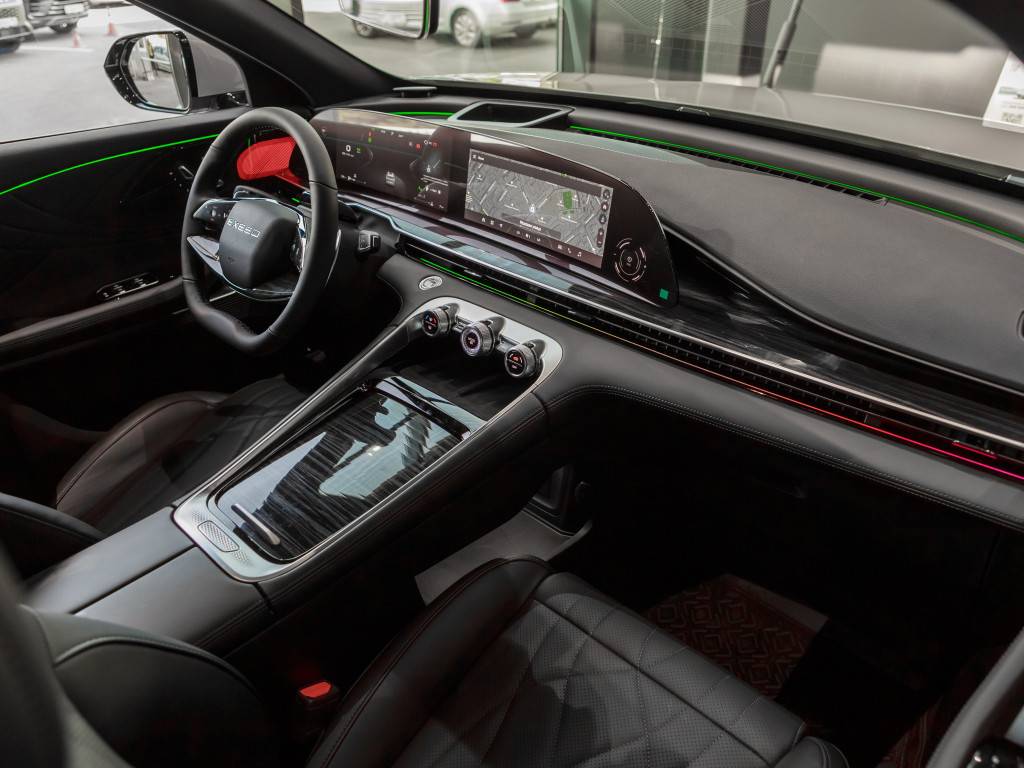 EXEED RX Premium 2.0 TGDI 8AT AWD