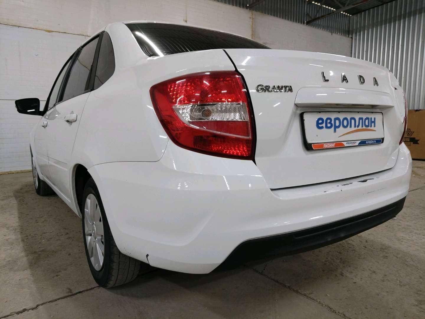 Lada Granta седан,  108 078 км, 2023 года в лизинг