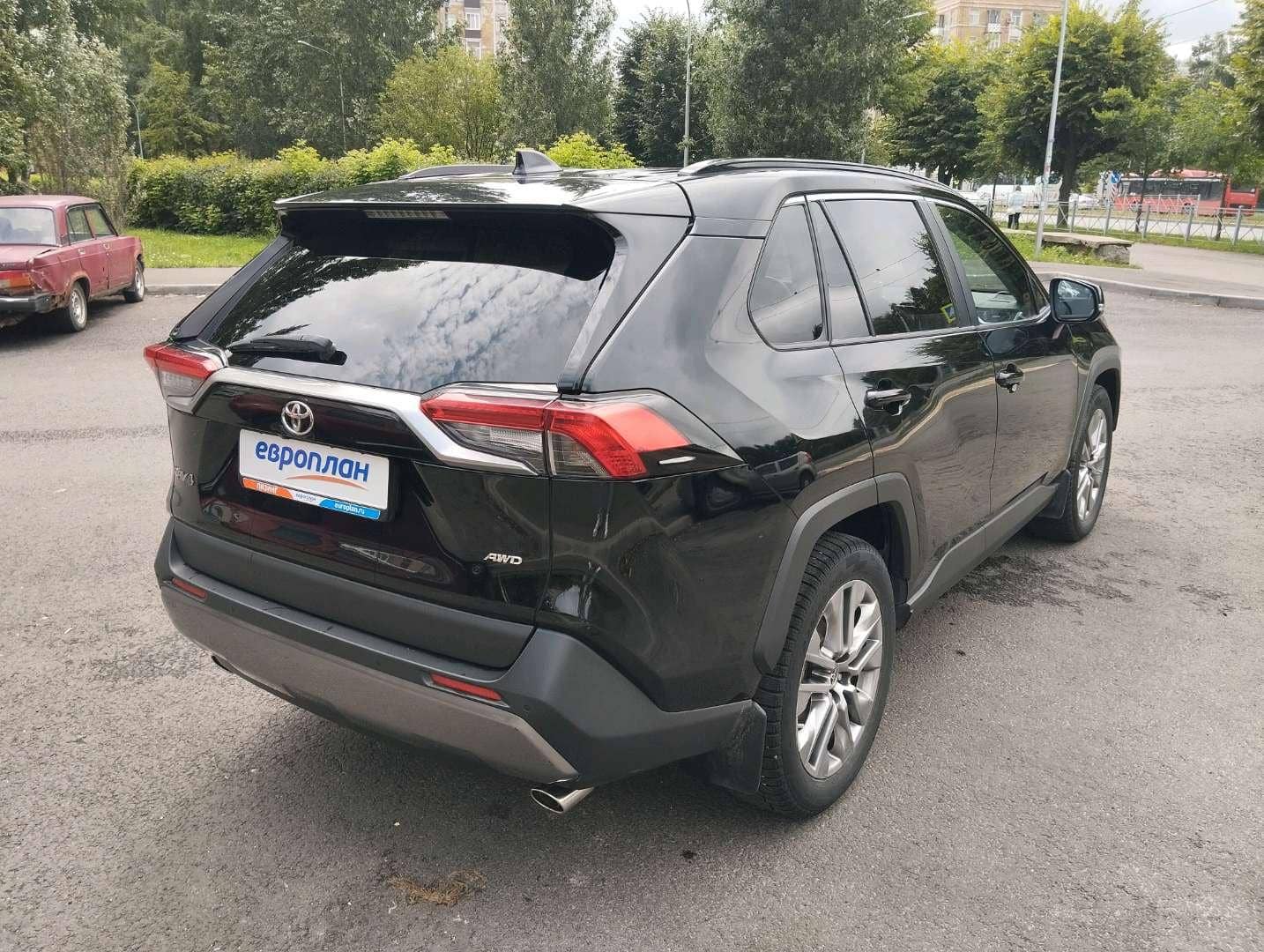 Toyota RAV4,  58 930 км, 2021 года в лизинг