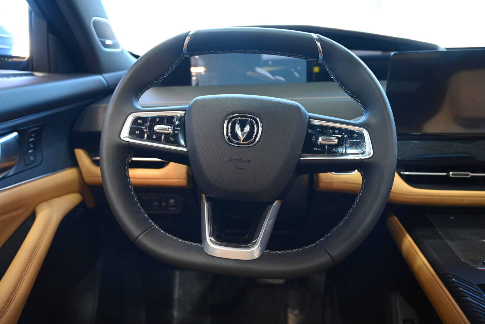 Changan Uni-K Tech 2.0 8AT AWD
