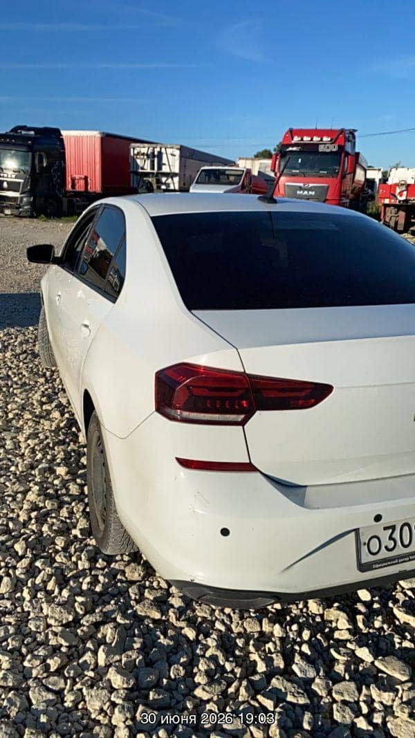 Volkswagen Polo,  262 563 км, 2021 года в лизинг