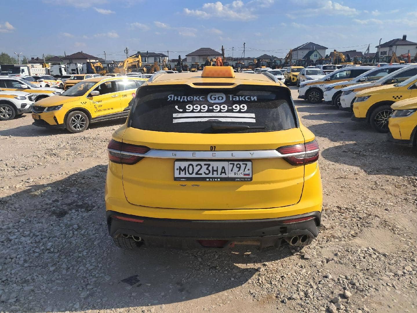 Geely Coolray,  241 877 км, 2023 года в лизинг
