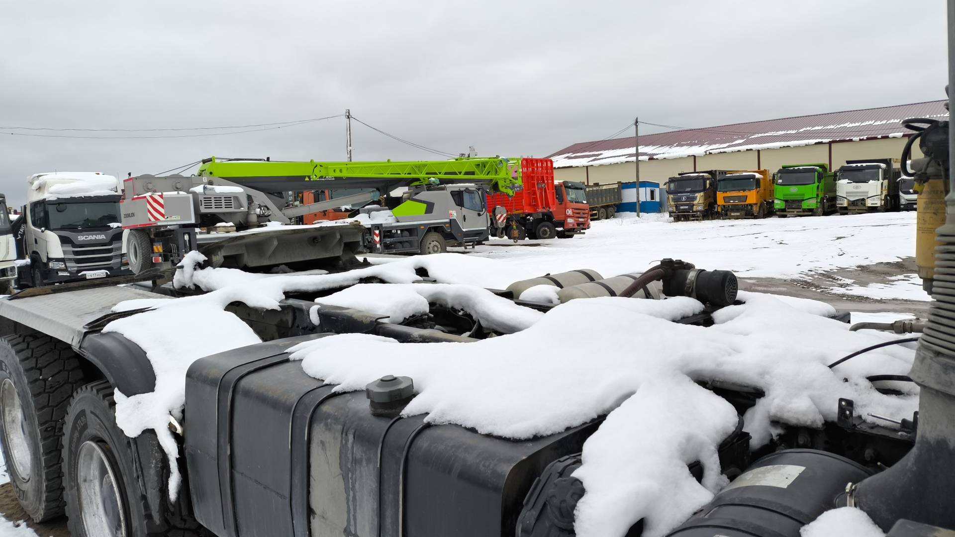 Shacman SX42586V385,  168 000 км, 2023 года в лизинг