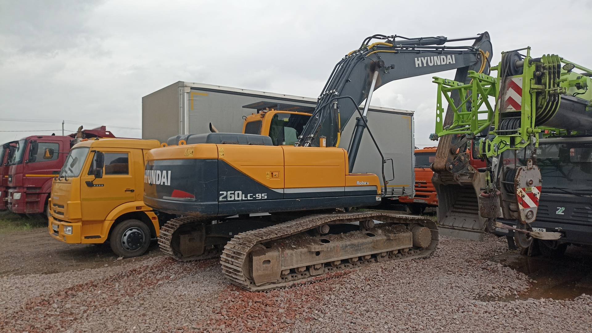 Hyundai R260LC-9S