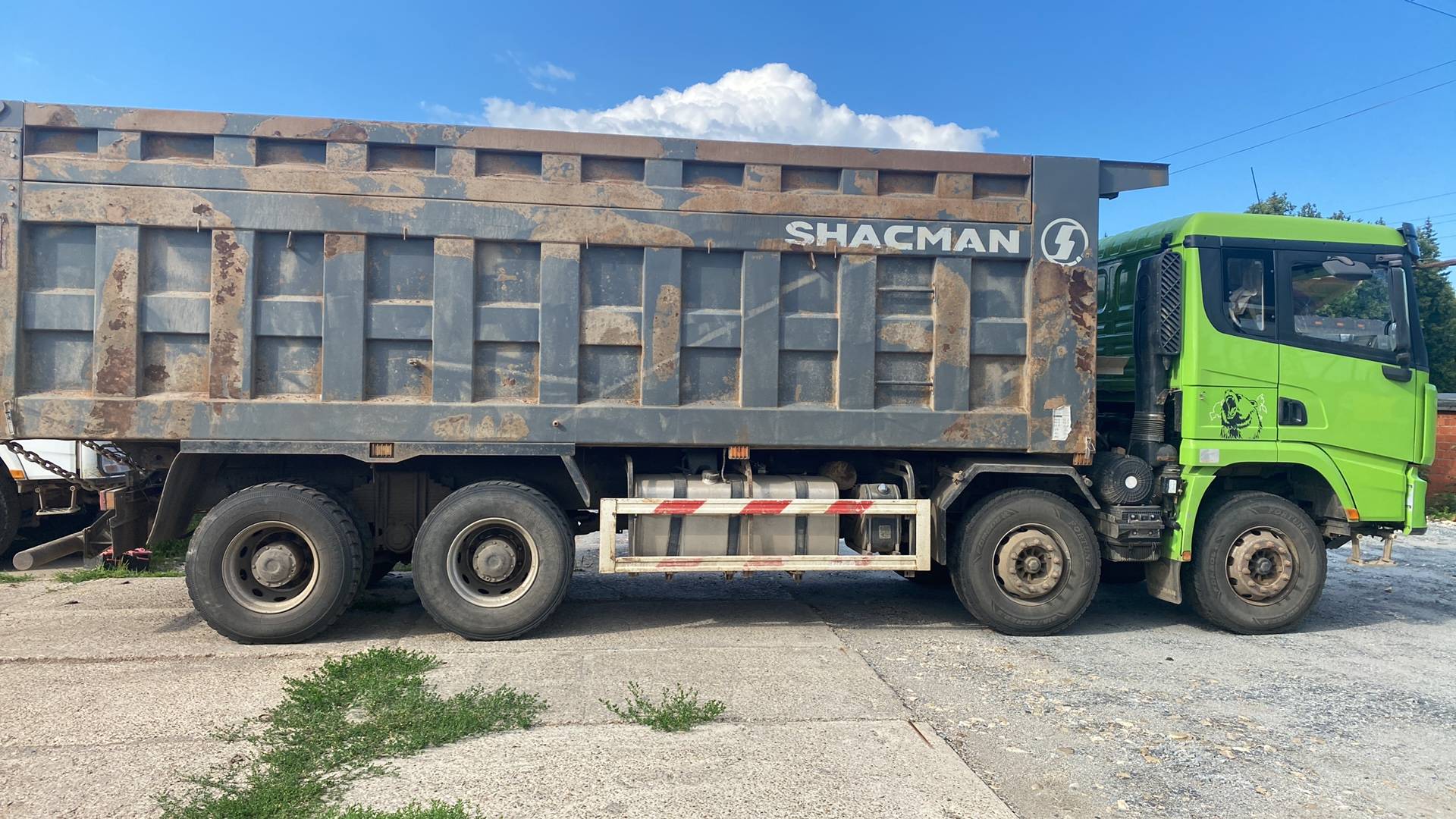 Shacman SX33186V366,  143 510 км, 2022 года в лизинг