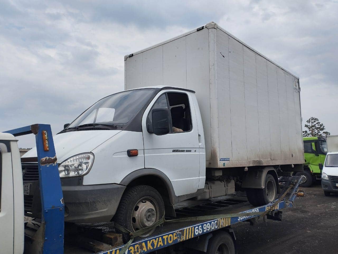 ГАЗ 33025