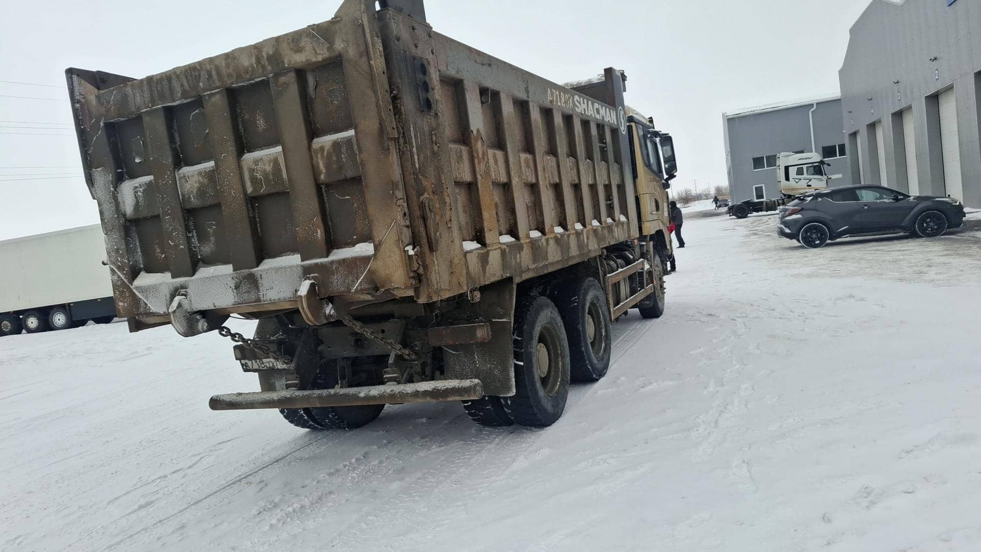 Shacman SX32586T384,  227 092 км, 2022 года в лизинг